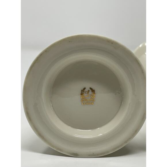 Lenox Fine China Wyndcrest Sat and Pepper Mill Set Vintage Ivory 1970's - Picture 9 of 14